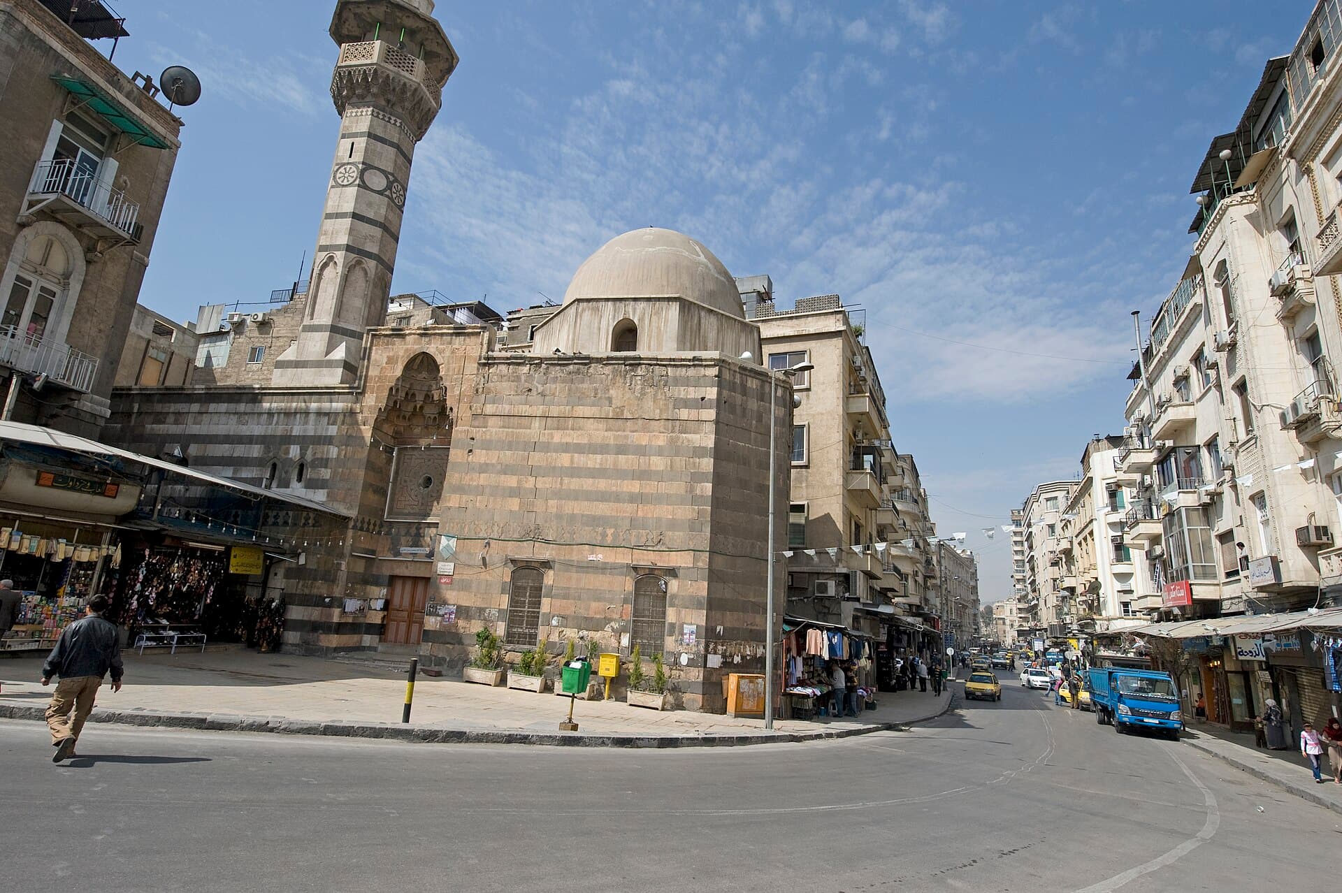Sancakdar Camii'nin taş kubbesi ve Memlûk minaresi, Şam